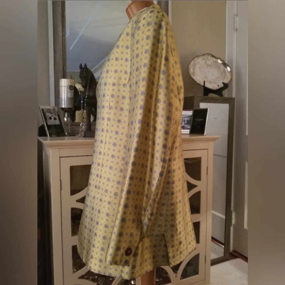 Vintage VERSACE Unisex Runway Blazer- Rare & Collectible! - Picture 3 of 12